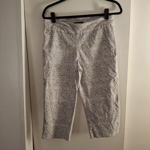 Counterparts Patterned Gray And Tan Women's Cropped Stretch Pants